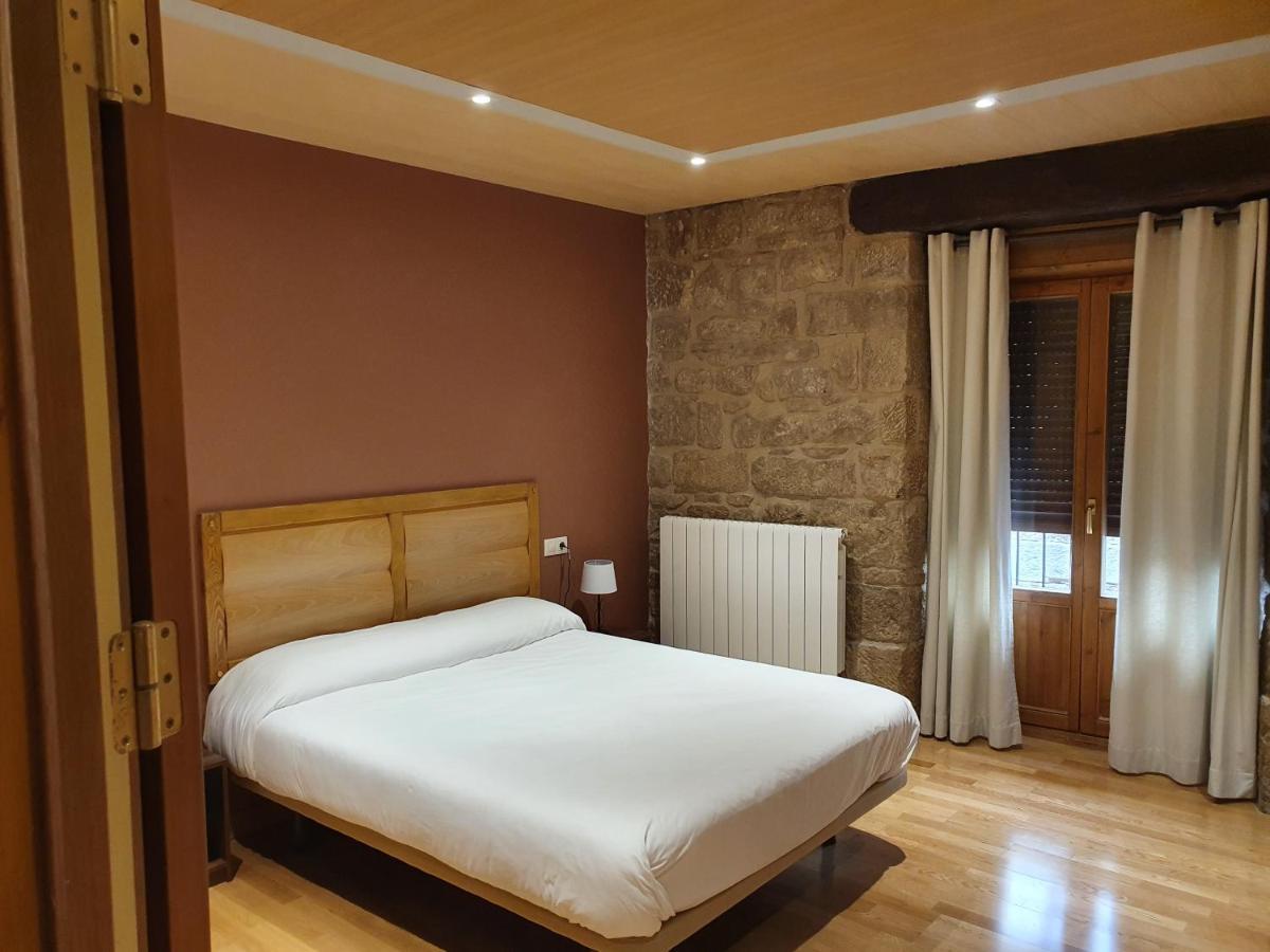 Hostal Rural 18 De Abril Olite Extérieur photo