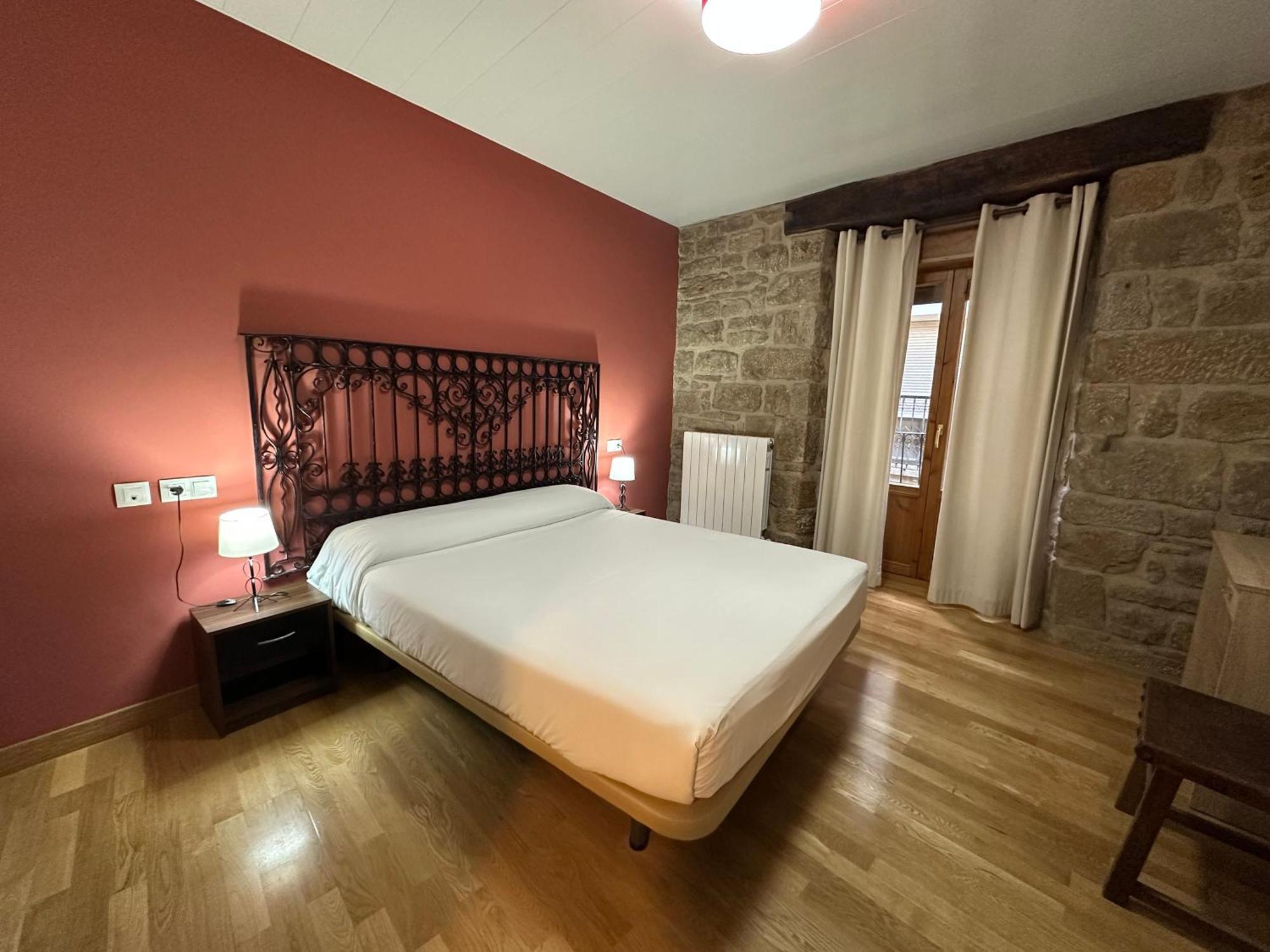 Hostal Rural 18 De Abril Olite Extérieur photo