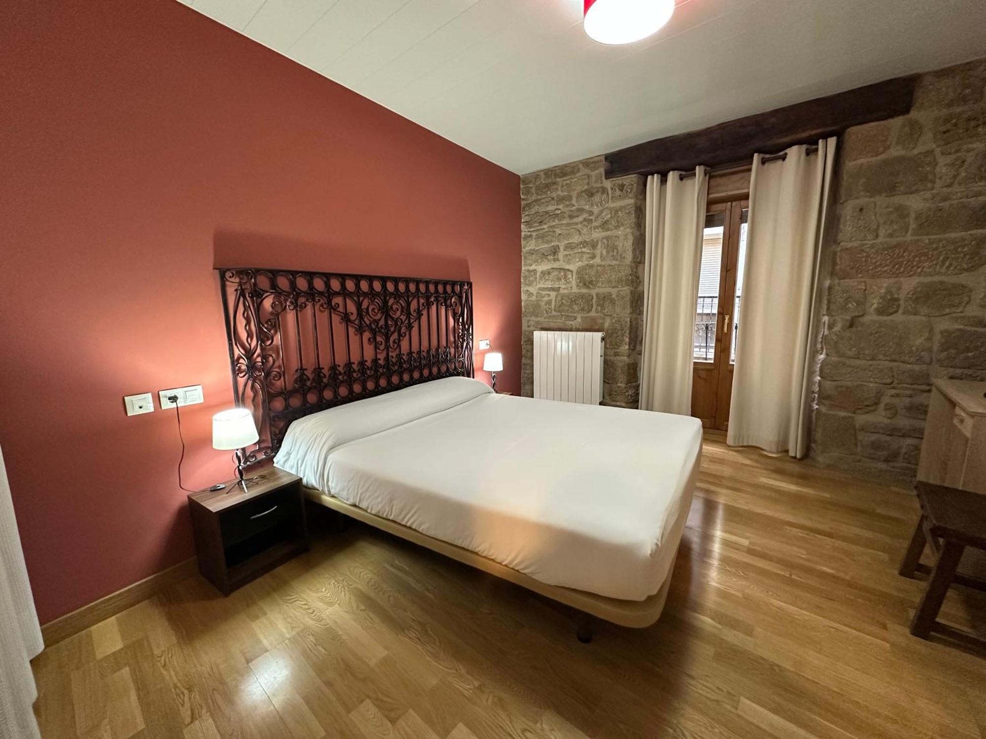 Hostal Rural 18 De Abril Olite Extérieur photo